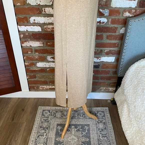 Wayf Padded Shoulder camel Tan Short Sleeve Midi Dress size small - Picture 6 of 11